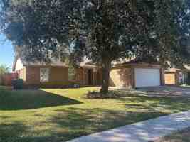 featured image of 6620 Moss Ln