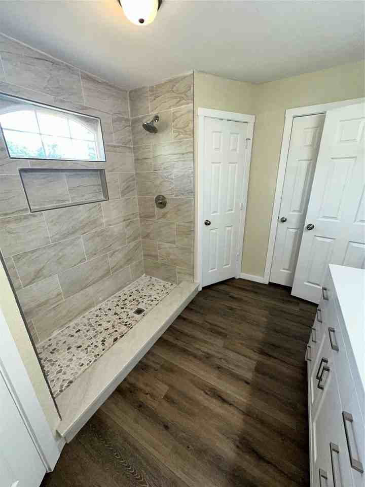 6620 Moss Ln - Photo 3 of 29