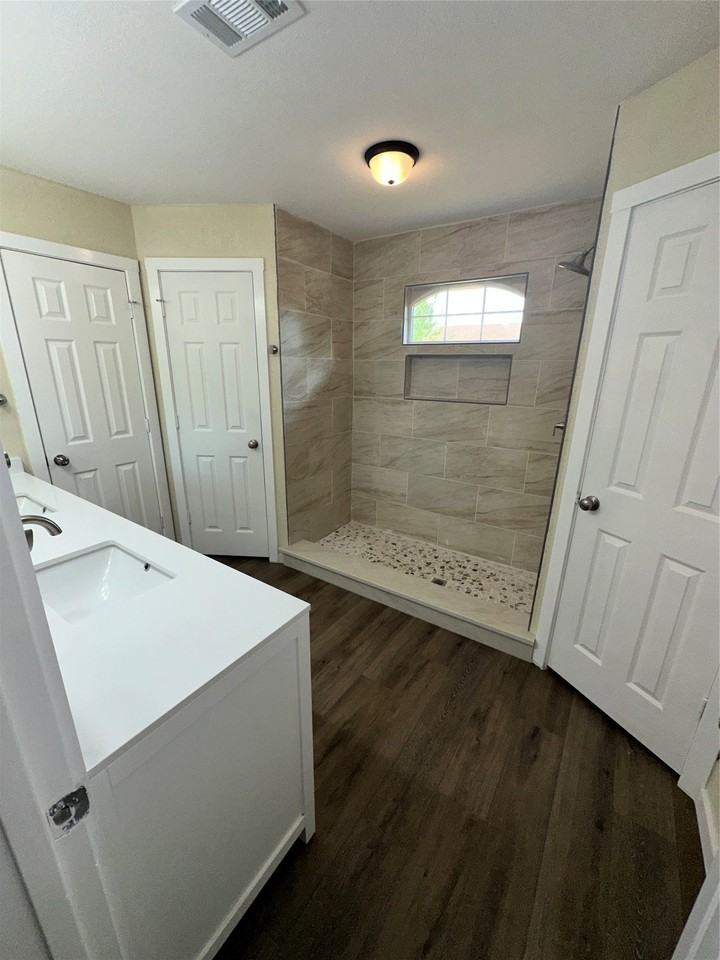 6620 Moss Ln - Photo 5 of 29