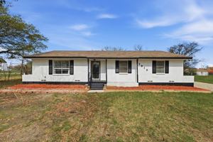 featured image of 3913 Hickox Rd