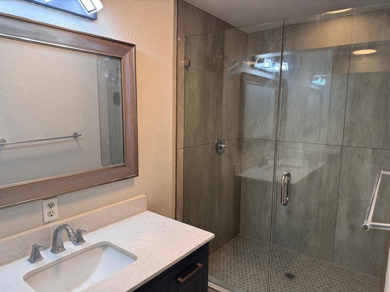 4209 Puget St - Photo 6 of 24
