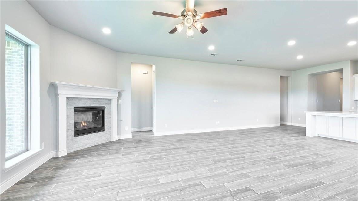 1730 Holmwood Dr - Photo 7 of 12