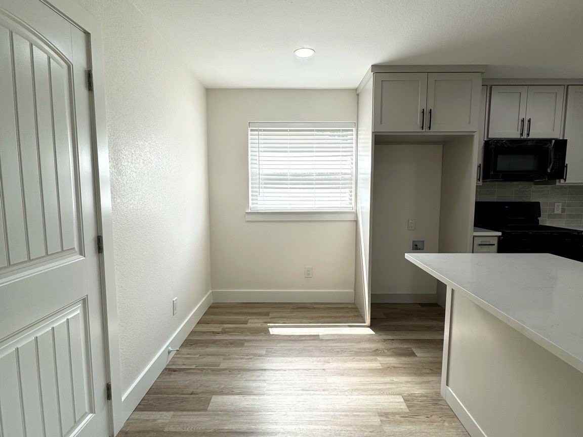 613 Dawn Dr - Photo 7 of 14