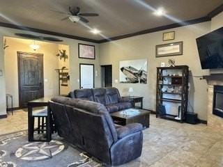 7065 Mcleod Dr - Photo 5 of 34