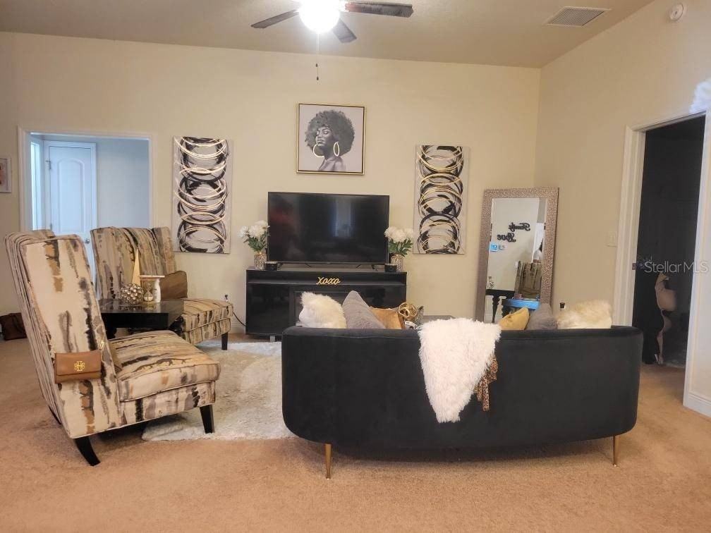 4450 Nw 2nd Ave - Photo 4 of 16