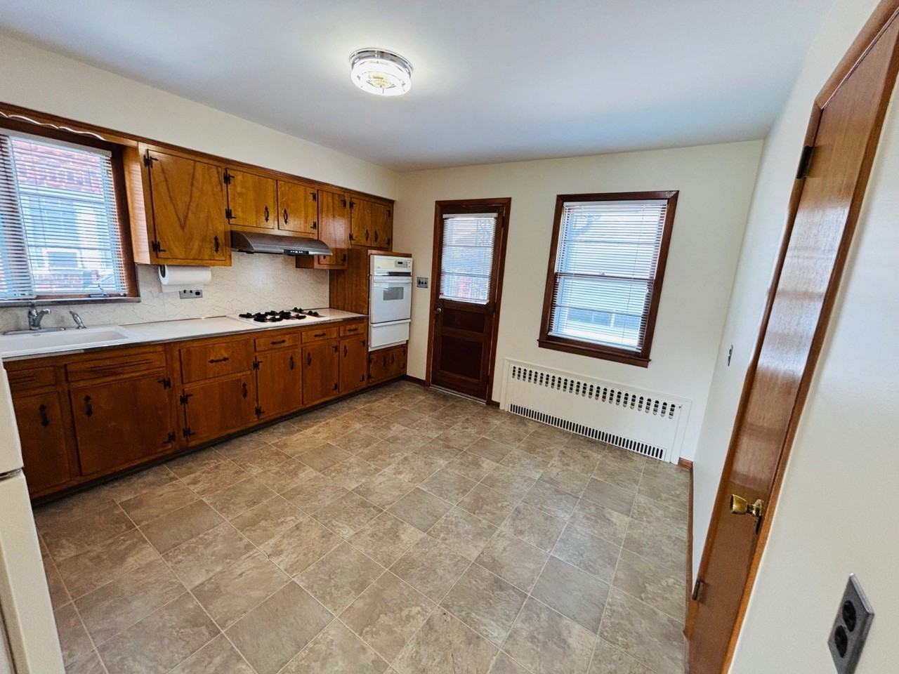 Union Ave - Photo 3 of 18