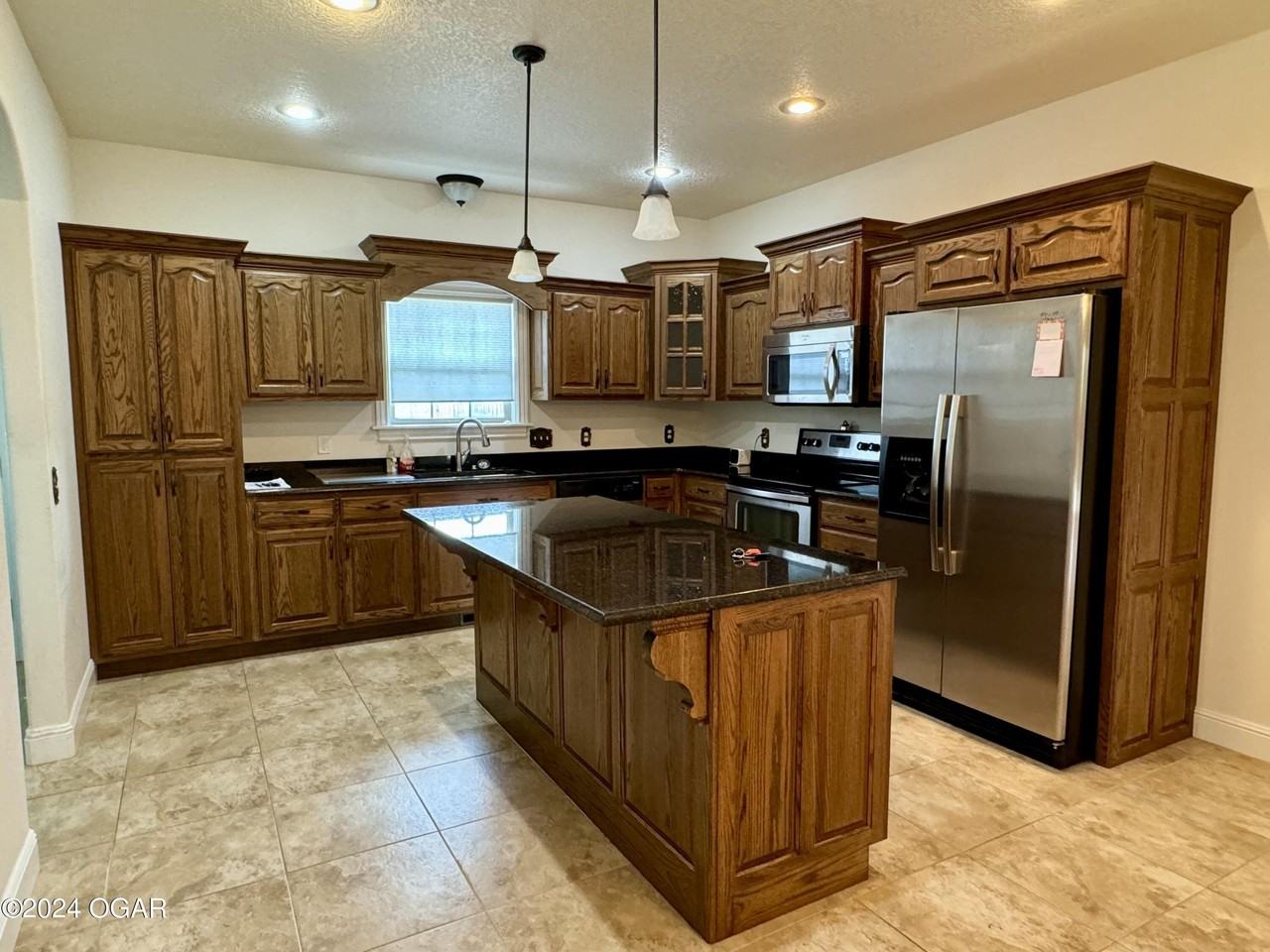 2731 Jefferson Ave - Photo 5 of 12