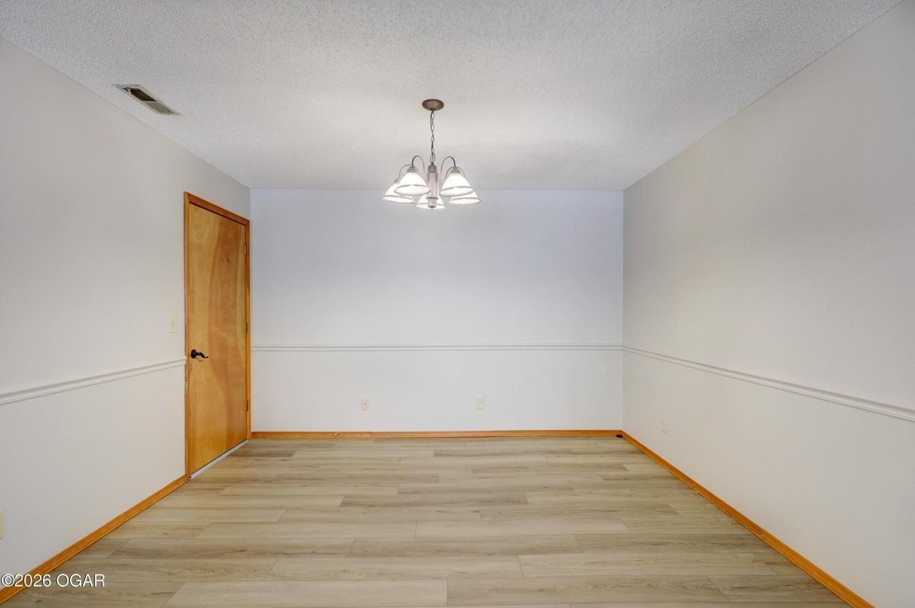 416 W Spring St #1 - Photo 4 of 22