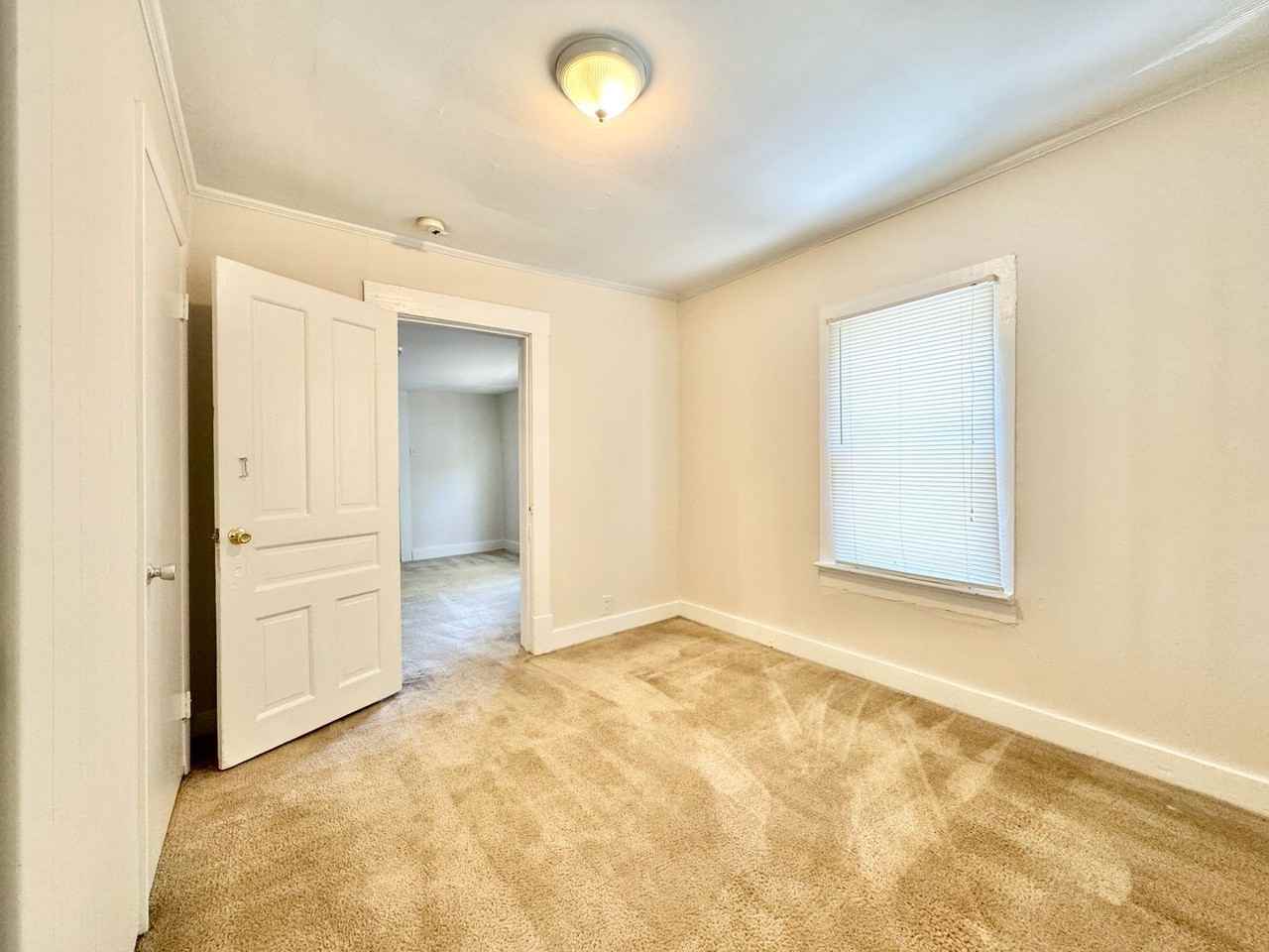 3321 N Church St - Photo 5 of 11
