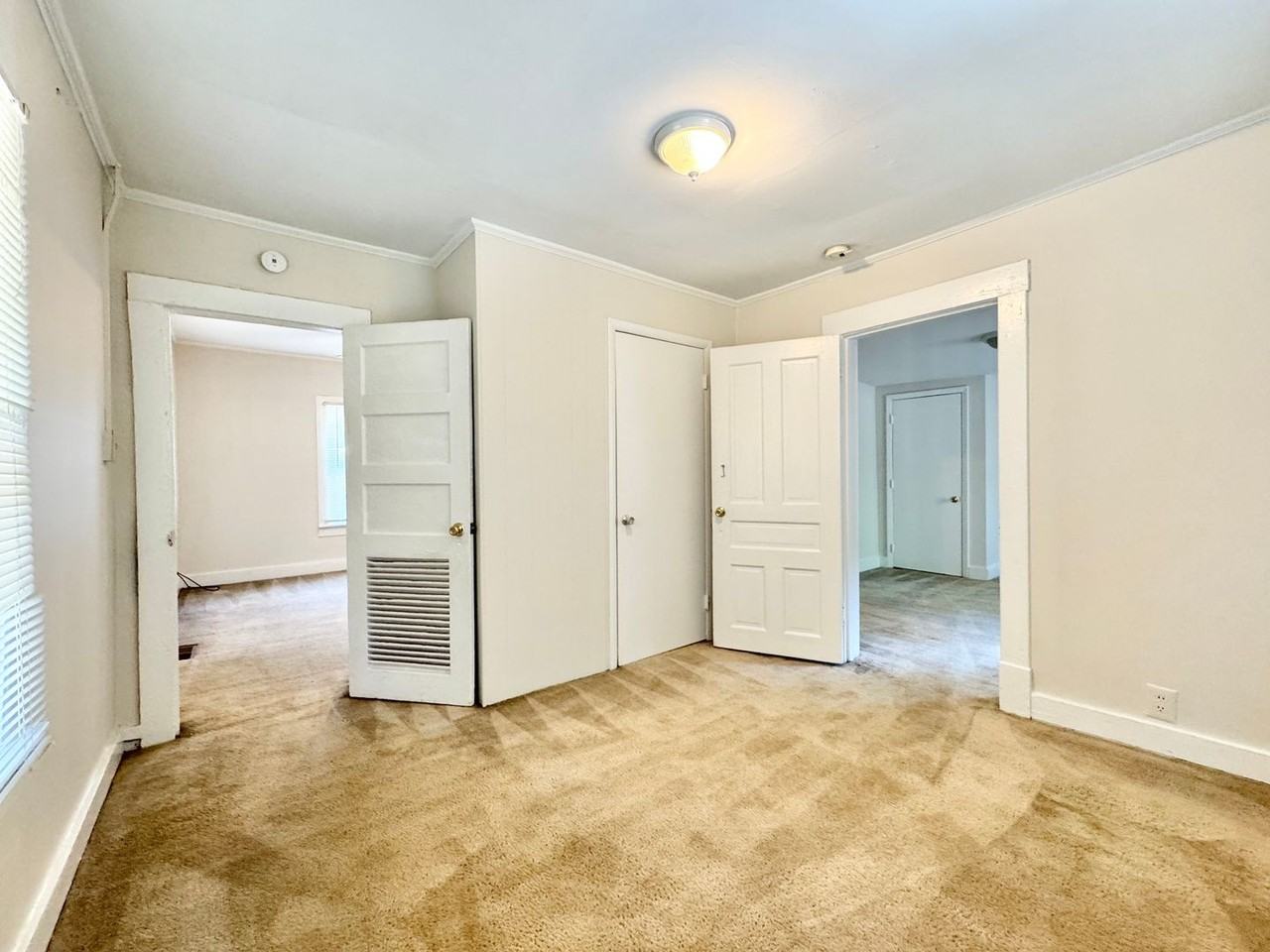 3321 N Church St - Photo 6 of 11