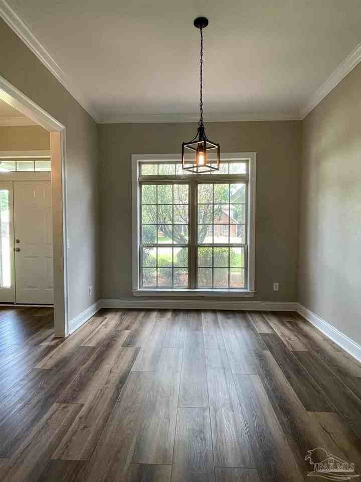 5503 Huntingdon St - Photo 4 of 37