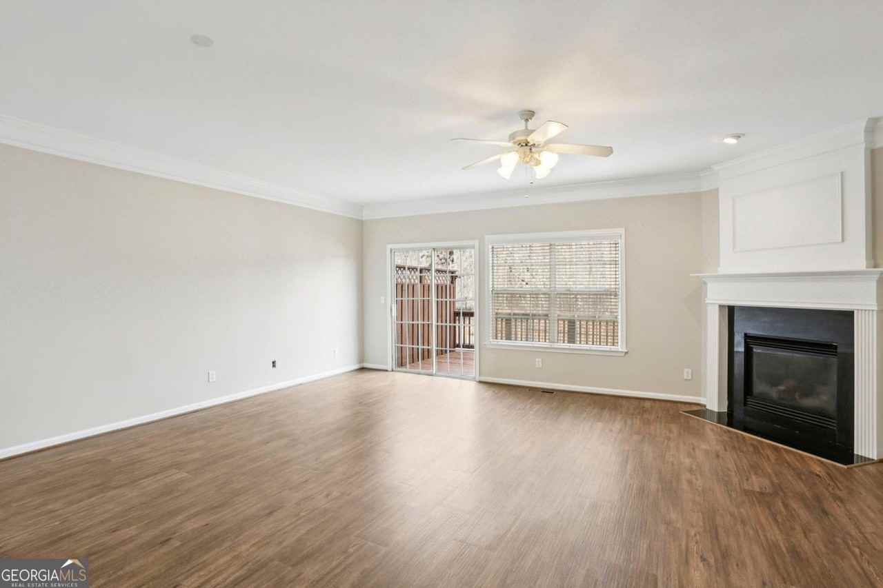 642 Bernay Way - Photo 4 of 21