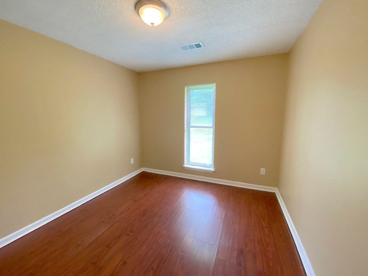 6930 Autumnhill Ln - Photo 5 of 14