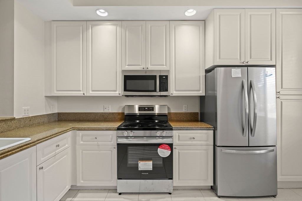 17 Harbour Isle Dr W #103 - Photo 7 of 36