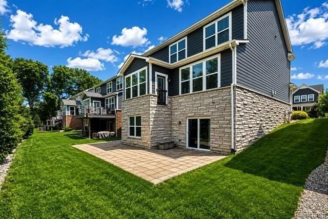 31065 Tremont Ln - Photo 2 of 38