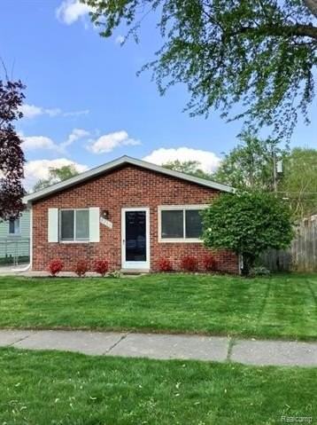 8468 Beatrice - Photo 2 of 21