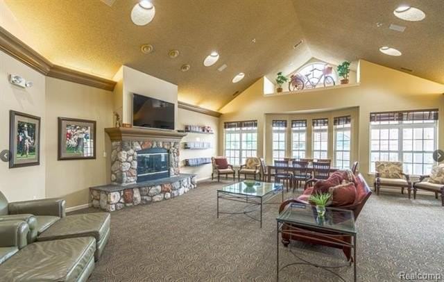 12101 Pinehurst Ln - Photo 2 of 25