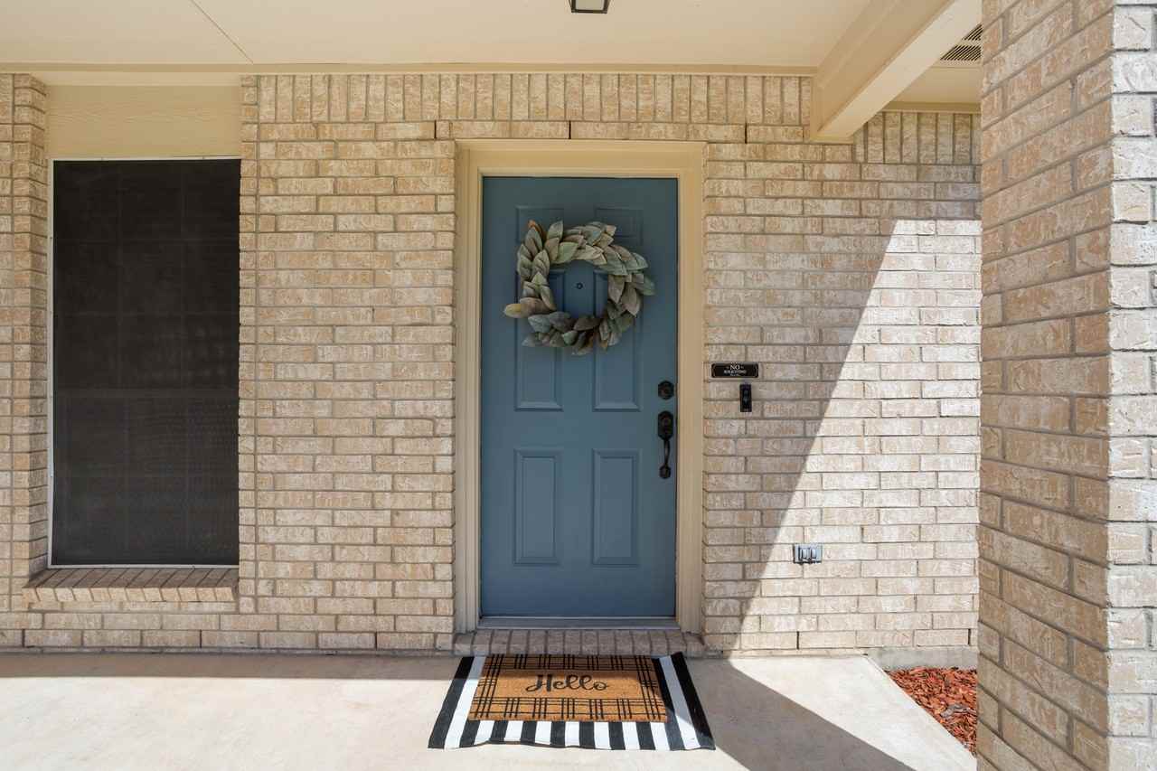 709 Bighorn Dr #1 - Photo 3 of 24