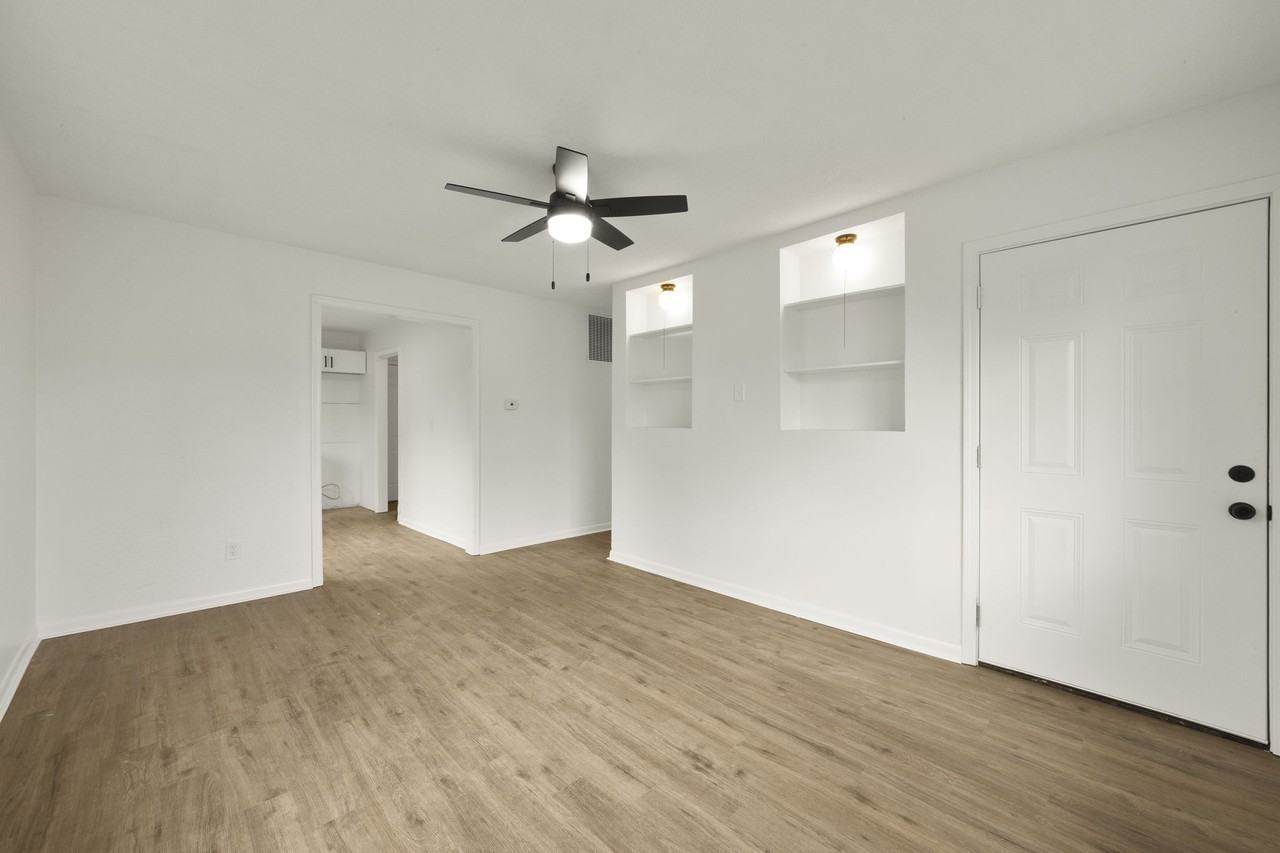 512 Maier Dr #1 - Photo 5 of 25