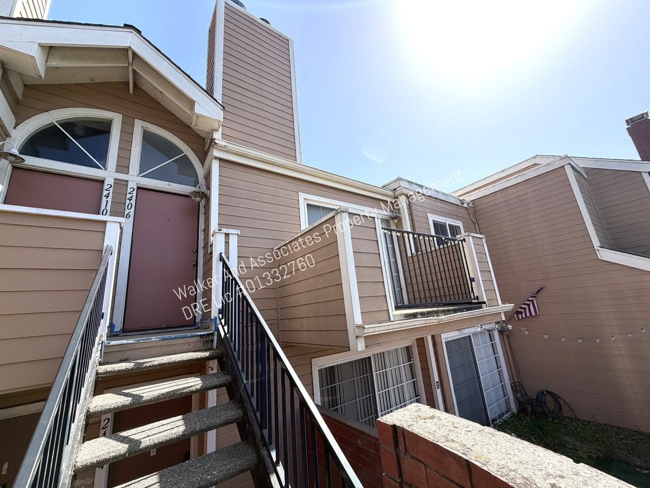 2406 Village Grn #1 - Photo 3 of 14