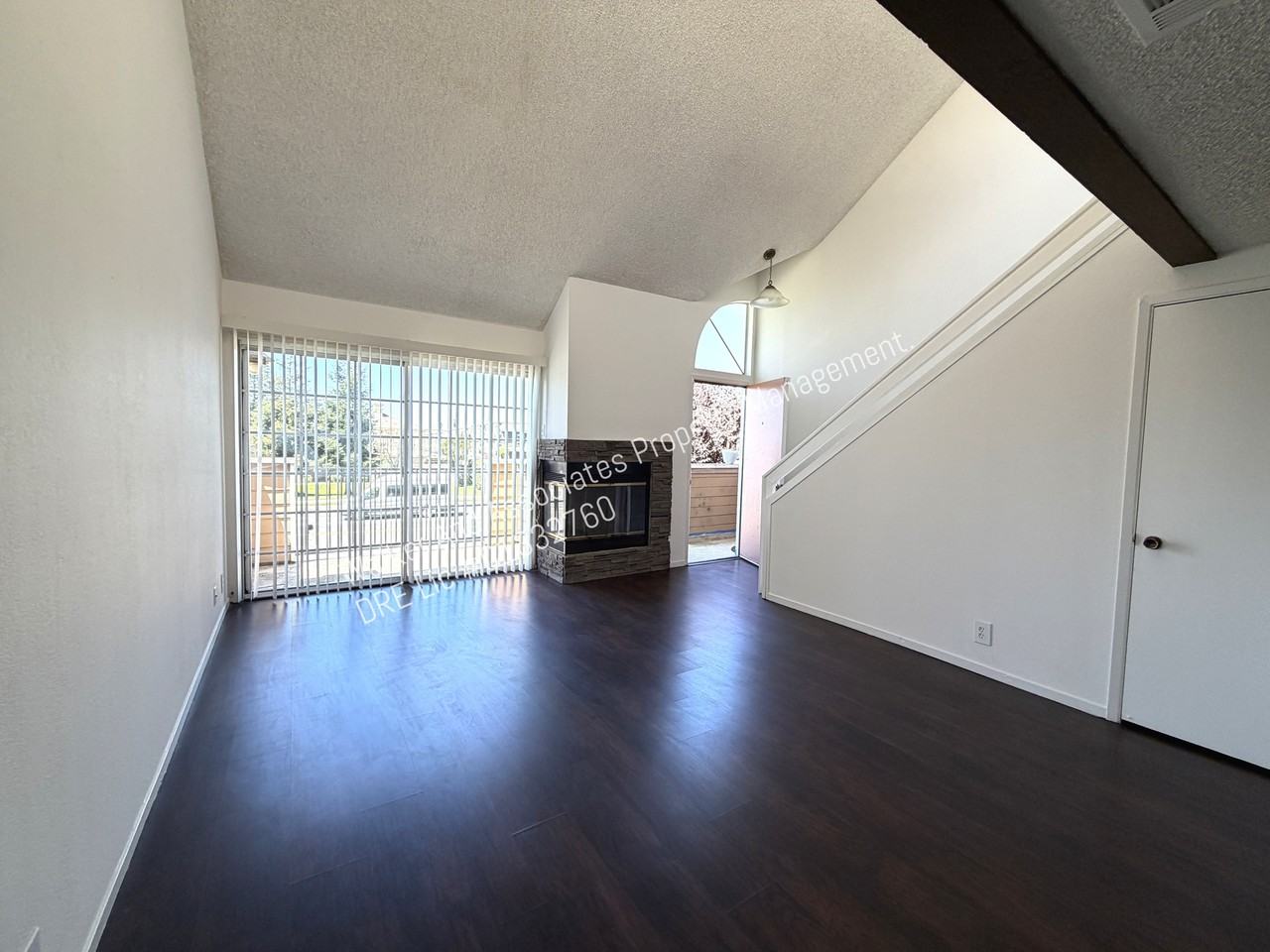 2406 Village Grn #1 - Photo 7 of 14