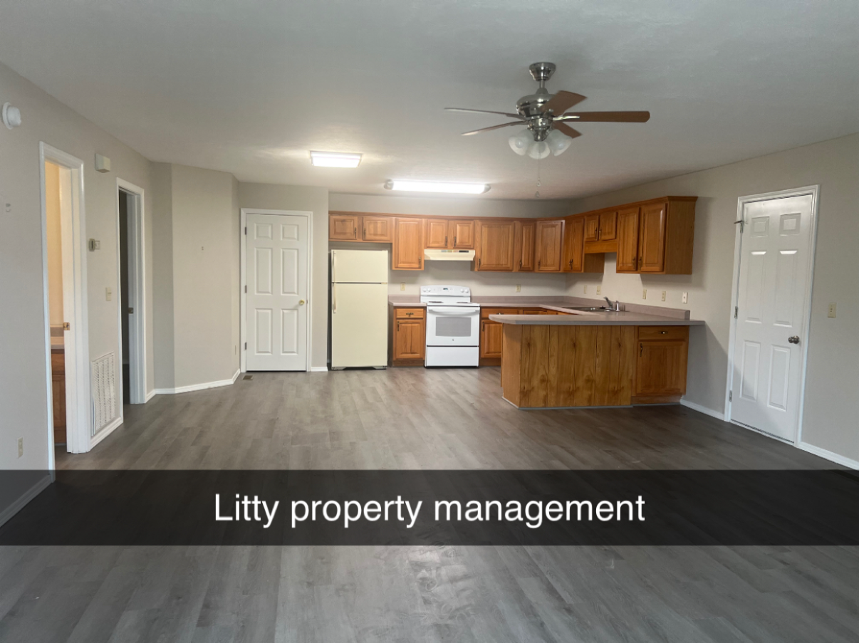 1510 Fair Park Cir #1 - Photo 2 of 8