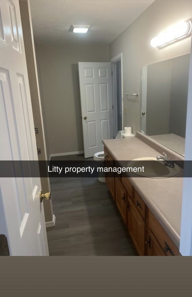 1510 Fair Park Cir #1 - Photo 6 of 8