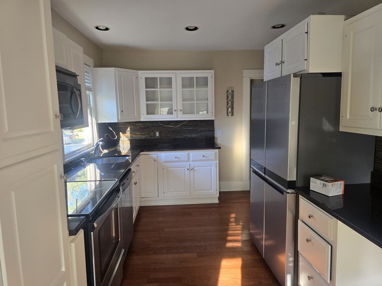 916 Cherokee Ave #1 - Photo 7 of 16