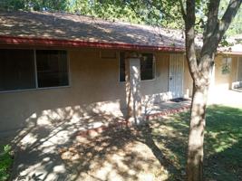 featured image of 172 Racetrack St