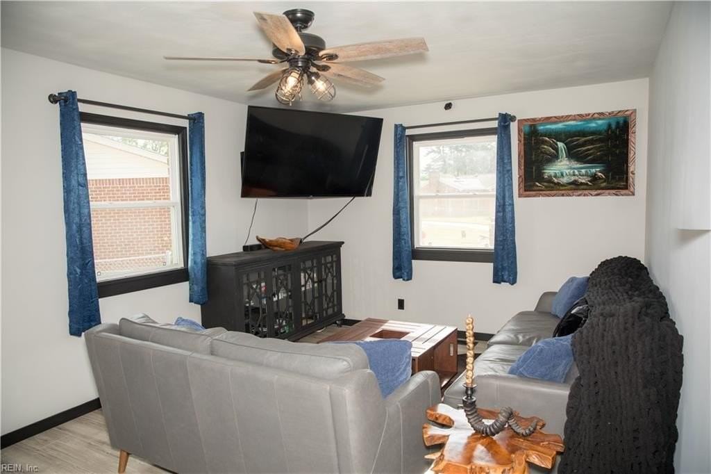 7 Lake Forest Ct - Photo 6 of 20