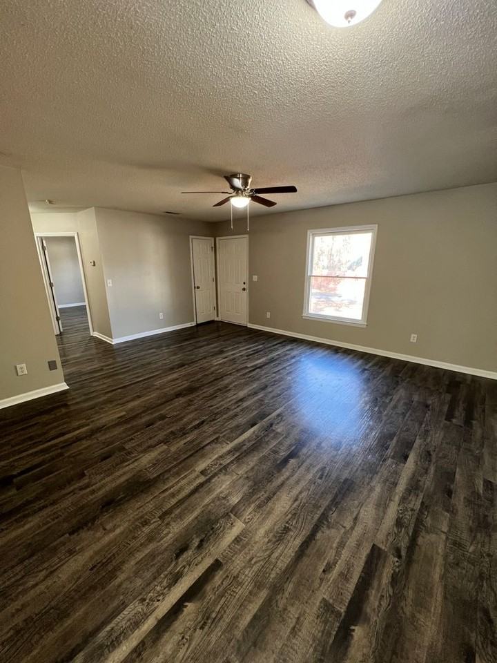 511 Lane St - Photo 6 of 13