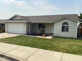 featured image of 2217 N Abbey Glen Ct