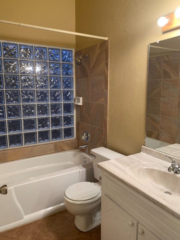 2220 Iris Dr - Photo 7 of 16