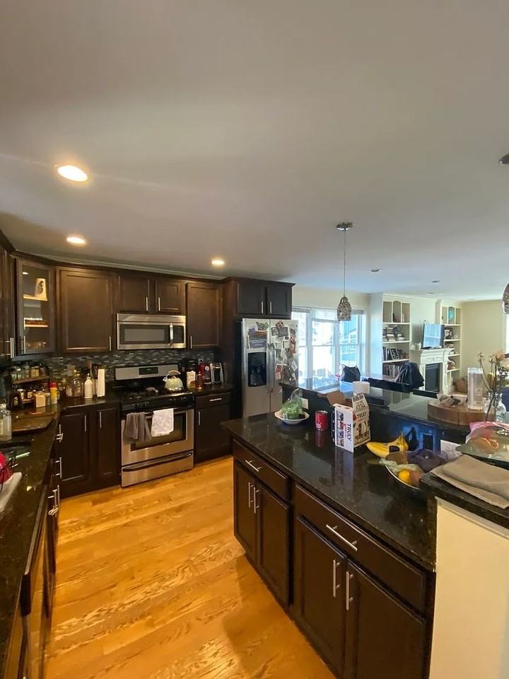 8 Sparhawk St - Photo 7 of 27