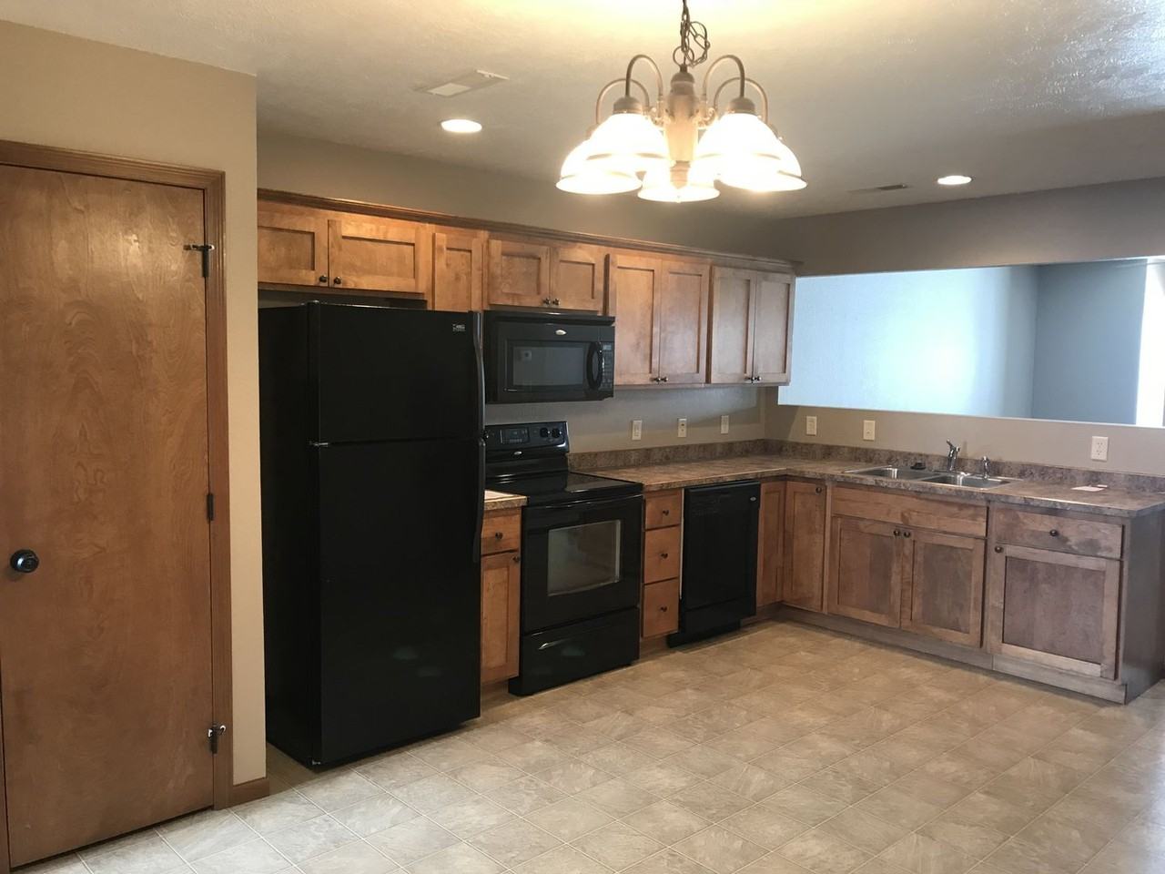4230 N Jans Dr #9 - Photo 5 of 17