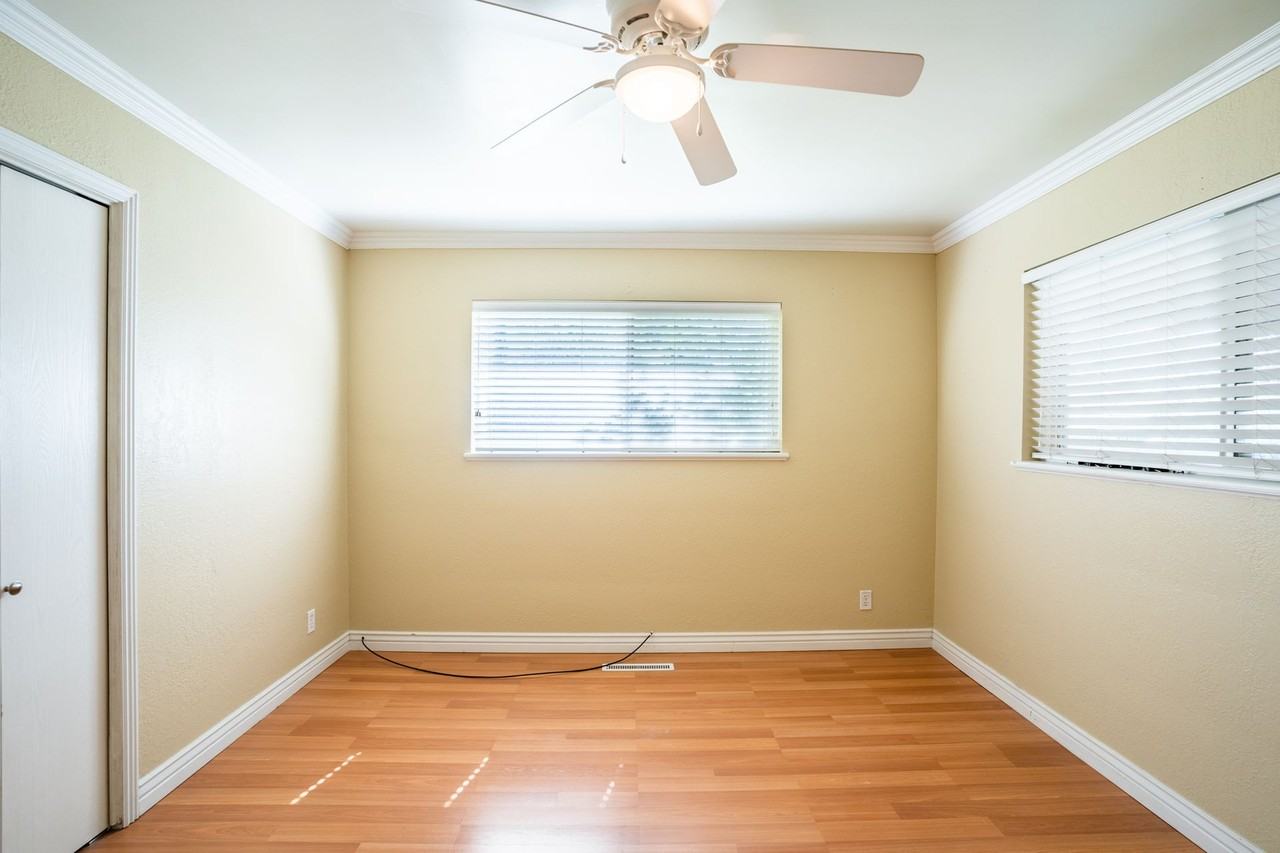 542 N 150 E, Orem, UT 84059 - Photo 7 of 23