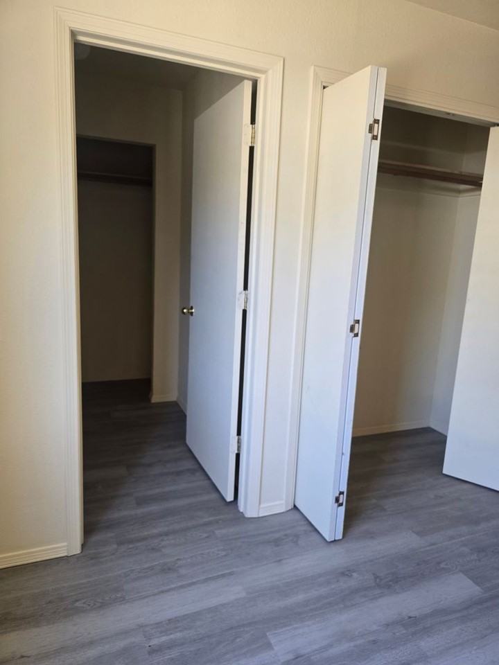 805 Saguaro St - Photo 5 of 14
