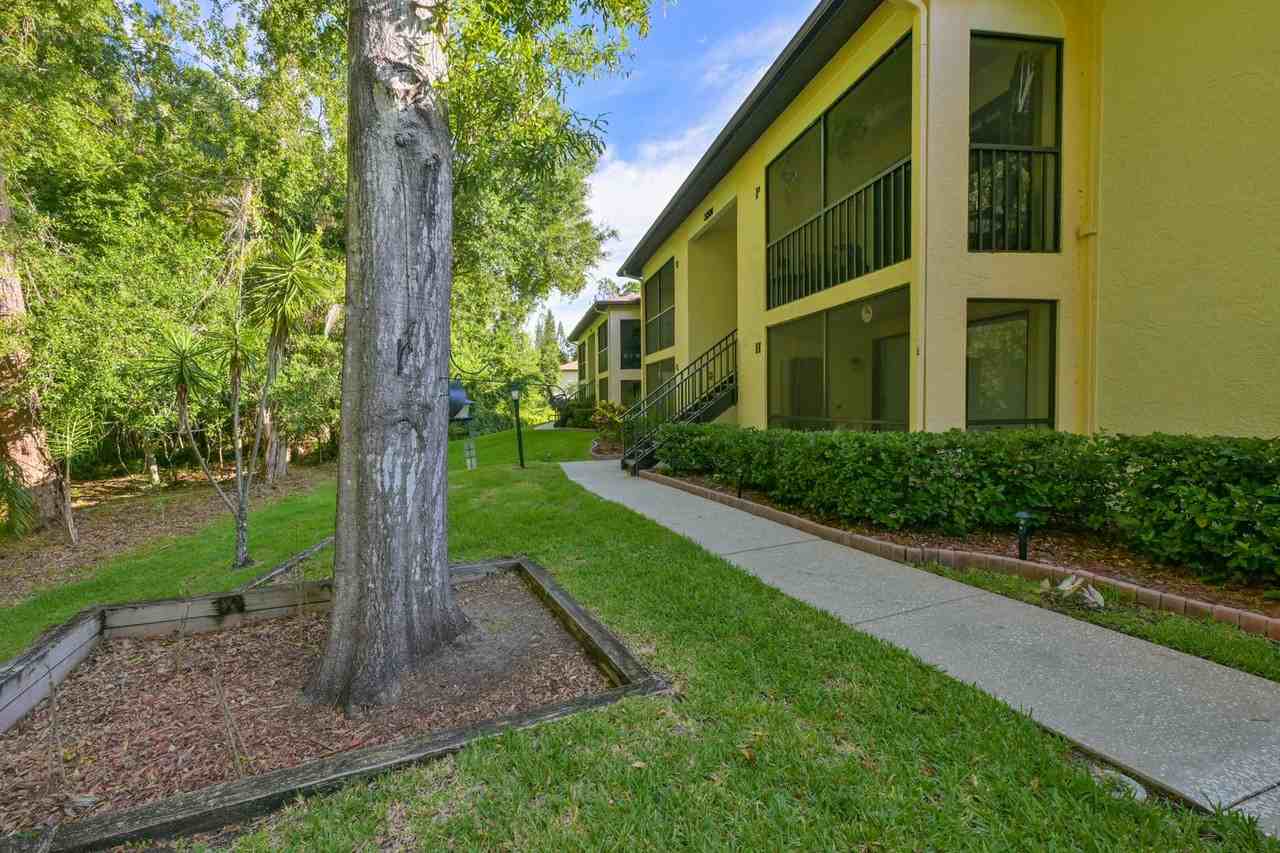 3301 Crystal Ct E #O - Photo 2 of 35