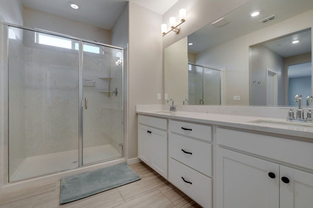 3012 Endsley Ave - Photo 3 of 49