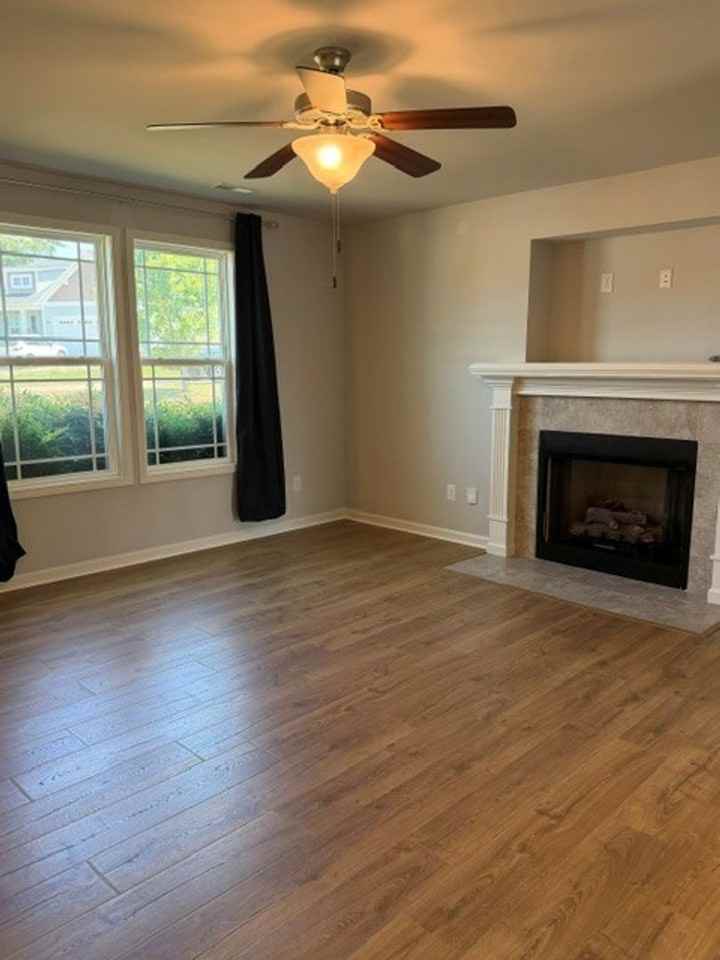 108 Emmitt And Angies Dr - Photo 5 of 25