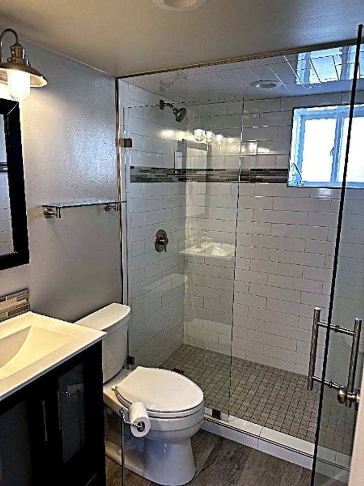 1102 E Sleepy Hollow Ln - Photo 5 of 27