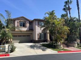 featured image of 1836 E Bolinger Cir