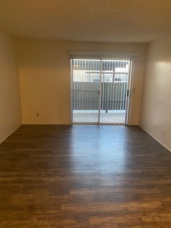 3900 El Potrero Ln #12 - Photo 4 of 14