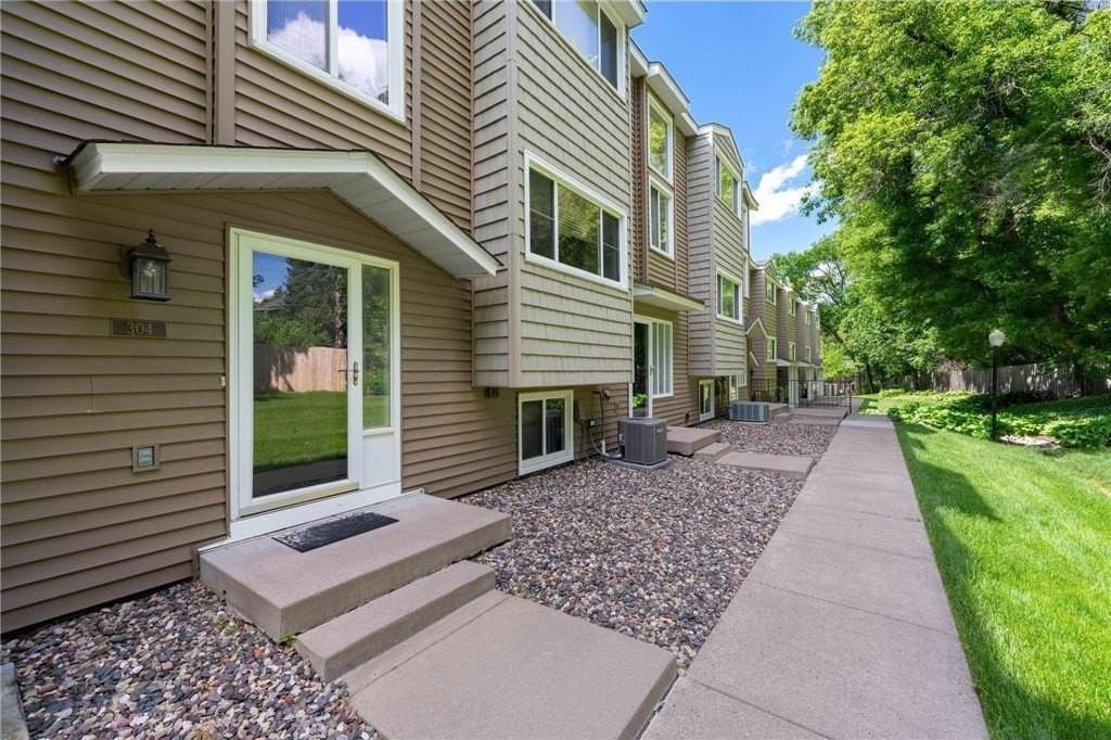 304 Pondridge Cir