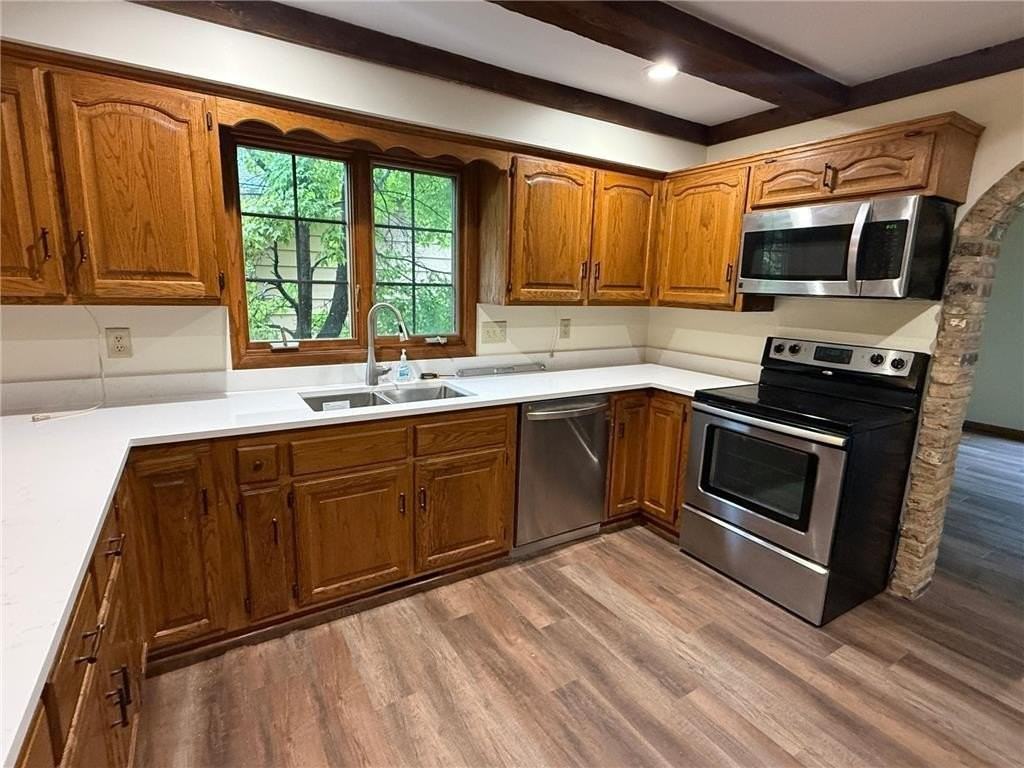 3410 Sycamore Ln N - Photo 6 of 25