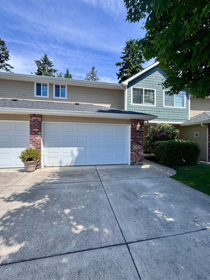 8007 Ne 38th Ave - Photo 3 of 44