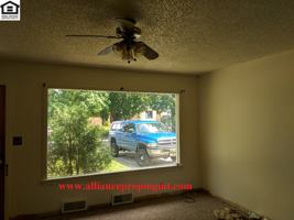 featured image of 411 S 14th Ave