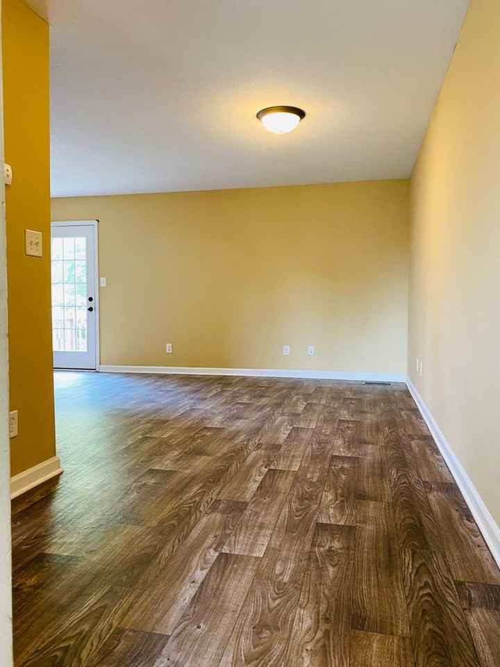 1725 Thistlewood Dr - Photo 4 of 21