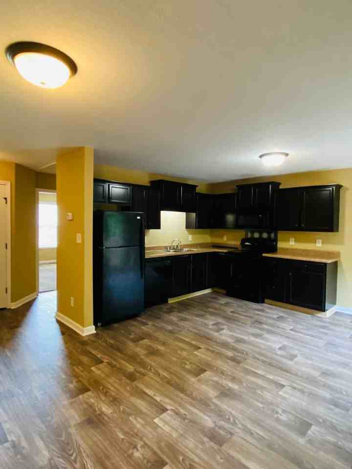 1725 Thistlewood Dr - Photo 6 of 21
