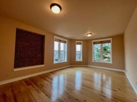 featured image of 400 N Main St